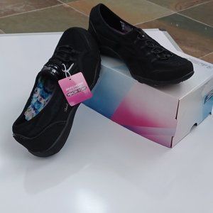 New Skechers Relaxed Fit Sneaker Black